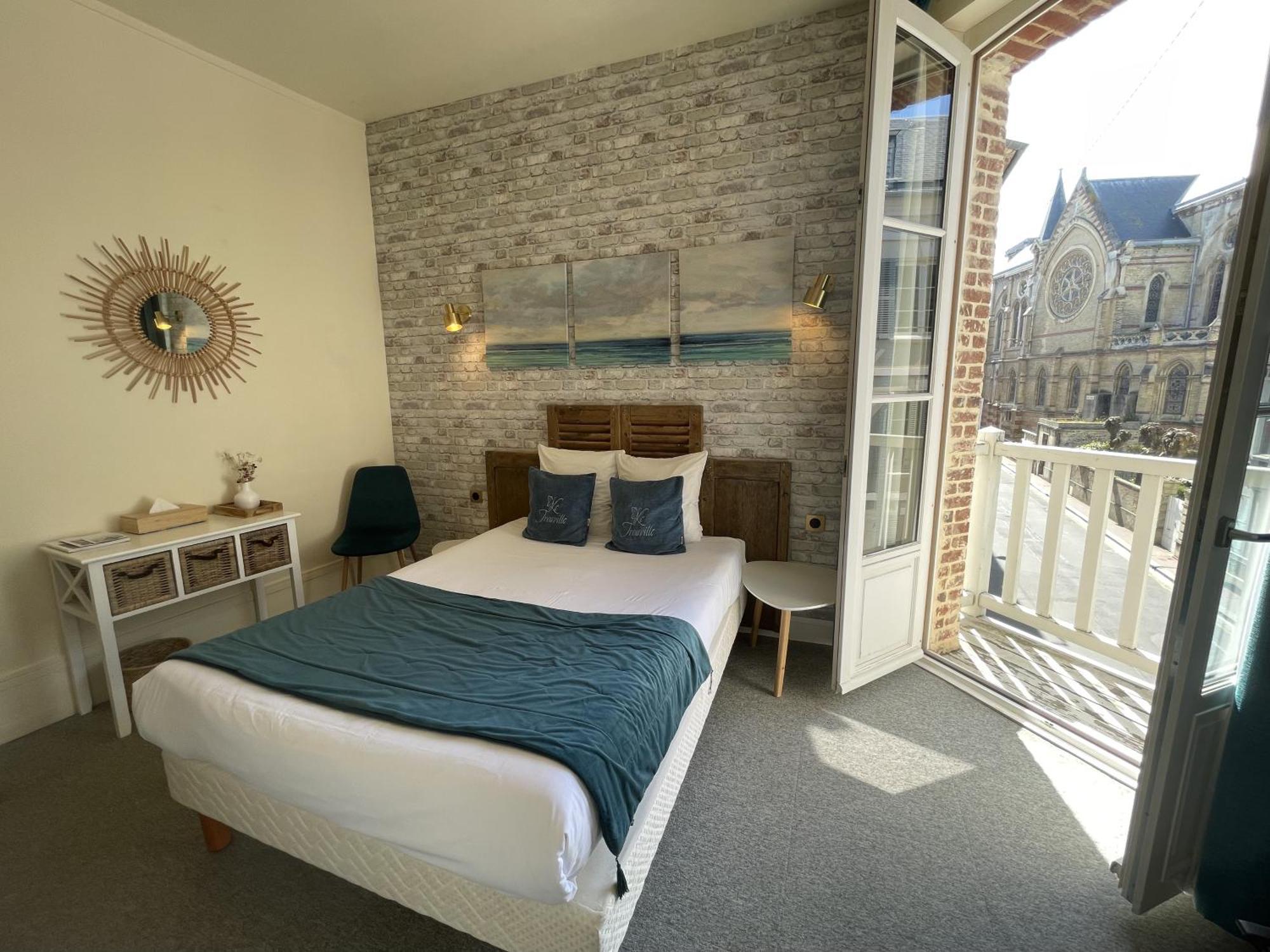 Le - De Charme 2* Trouville-sur-Mer
